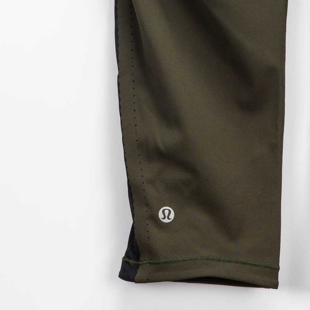 *SOLD*LULULEMON Olive & Black Cropped Leggings - Picture 4 of 4
